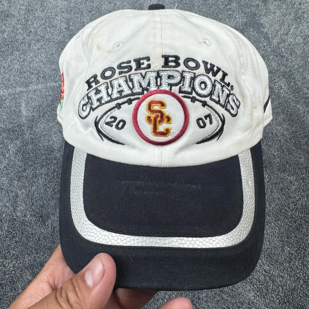 Vintage Nike USC Trojans 2007 Rose Bowl Champions Hat White Black‎ Strapback